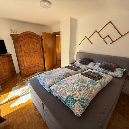 Ferienwohnung Seidenhuhn Киферсфелден Екстериор снимка